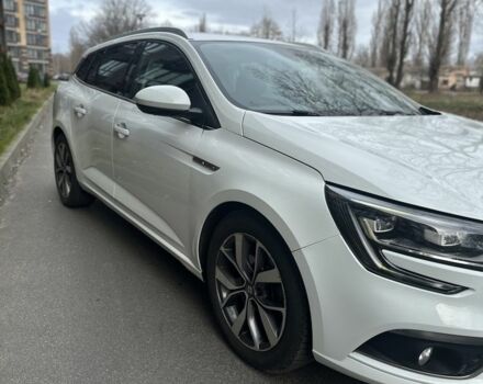 Белый Рено Меган, объемом двигателя 1.6 л и пробегом 195 тыс. км за 11800 $, фото 4 на Automoto.ua