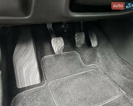 Белый Рено Меган, объемом двигателя 1.5 л и пробегом 208 тыс. км за 14300 $, фото 19 на Automoto.ua