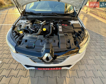 Білий Рено Меган, об'ємом двигуна 1.46 л та пробігом 185 тис. км за 15600 $, фото 13 на Automoto.ua