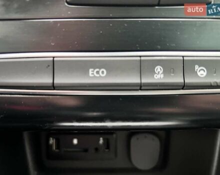 Белый Рено Меган, объемом двигателя 1.5 л и пробегом 208 тыс. км за 14300 $, фото 28 на Automoto.ua