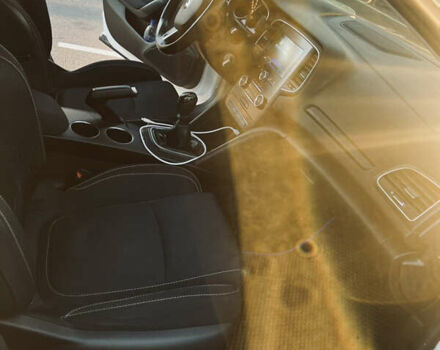 Білий Рено Меган, об'ємом двигуна 1.5 л та пробігом 213 тис. км за 11800 $, фото 12 на Automoto.ua