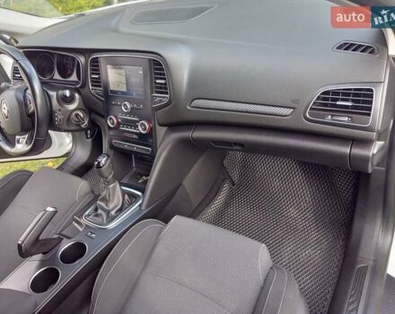 Белый Рено Меган, объемом двигателя 1.46 л и пробегом 251 тыс. км за 12400 $, фото 15 на Automoto.ua