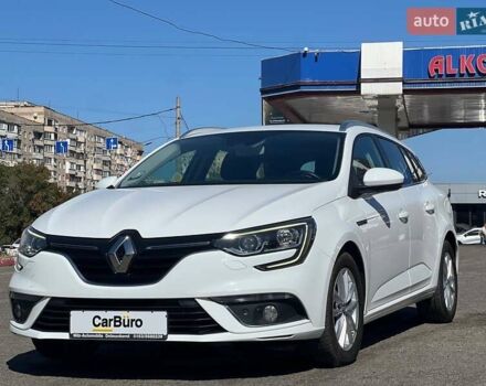 Белый Рено Меган, объемом двигателя 1.5 л и пробегом 106 тыс. км за 13800 $, фото 6 на Automoto.ua