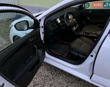 Белый Рено Меган, объемом двигателя 1.46 л и пробегом 231 тыс. км за 11100 $, фото 6 на Automoto.ua