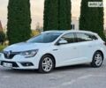 Белый Рено Меган, объемом двигателя 1.5 л и пробегом 220 тыс. км за 13000 $, фото 5 на Automoto.ua