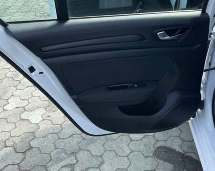 Белый Рено Меган, объемом двигателя 1.46 л и пробегом 205 тыс. км за 10700 $, фото 22 на Automoto.ua