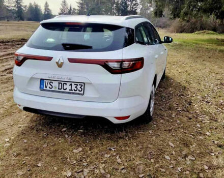 Белый Рено Меган, объемом двигателя 1.6 л и пробегом 126 тыс. км за 14100 $, фото 1 на Automoto.ua