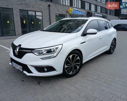 Белый Рено Меган, объемом двигателя 1.5 л и пробегом 221 тыс. км за 11499 $, фото 4 на Automoto.ua