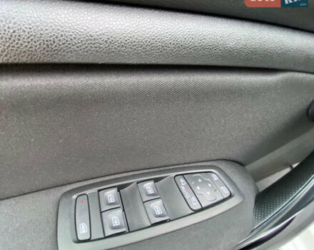 Белый Рено Меган, объемом двигателя 1.46 л и пробегом 259 тыс. км за 12450 $, фото 16 на Automoto.ua