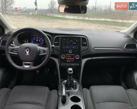 Білий Рено Меган, об'ємом двигуна 1.46 л та пробігом 289 тис. км за 10500 $, фото 7 на Automoto.ua