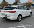 Белый Рено Меган, объемом двигателя 1.46 л и пробегом 197 тыс. км за 10899 $, фото 2 на Automoto.ua