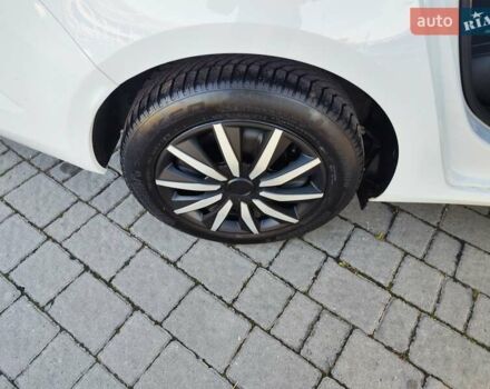 Белый Рено Меган, объемом двигателя 1.46 л и пробегом 200 тыс. км за 11999 $, фото 43 на Automoto.ua