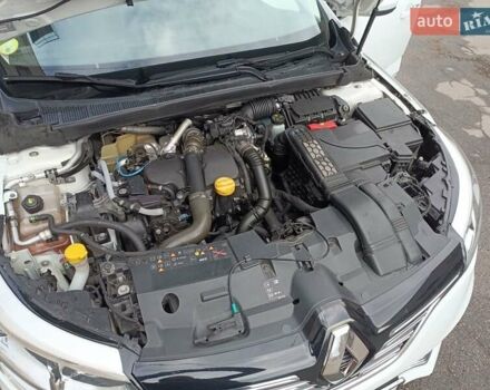 Белый Рено Меган, объемом двигателя 1.46 л и пробегом 190 тыс. км за 11800 $, фото 20 на Automoto.ua