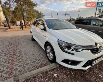 Белый Рено Меган, объемом двигателя 1.46 л и пробегом 260 тыс. км за 13900 $, фото 11 на Automoto.ua