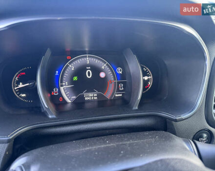 Білий Рено Меган, об'ємом двигуна 1.46 л та пробігом 211 тис. км за 13300 $, фото 28 на Automoto.ua