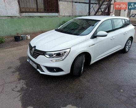 Белый Рено Меган, объемом двигателя 1.46 л и пробегом 190 тыс. км за 11800 $, фото 11 на Automoto.ua