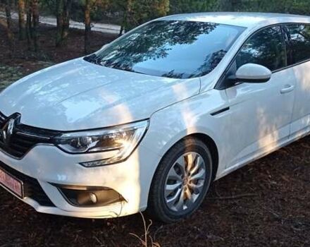 Белый Рено Меган, объемом двигателя 1.5 л и пробегом 202 тыс. км за 11700 $, фото 1 на Automoto.ua