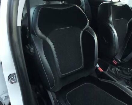 Белый Рено Меган, объемом двигателя 1.5 л и пробегом 202 тыс. км за 11700 $, фото 16 на Automoto.ua