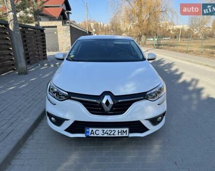 Белый Рено Меган, объемом двигателя 1.46 л и пробегом 312 тыс. км за 11750 $, фото 1 на Automoto.ua