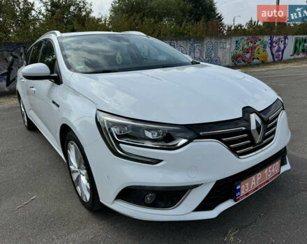 Белый Рено Меган, объемом двигателя 1.46 л и пробегом 268 тыс. км за 11900 $, фото 5 на Automoto.ua