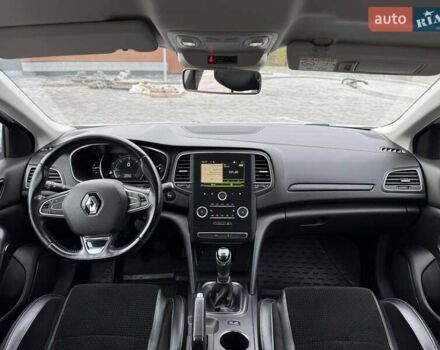 Белый Рено Меган, объемом двигателя 1.46 л и пробегом 195 тыс. км за 12900 $, фото 25 на Automoto.ua