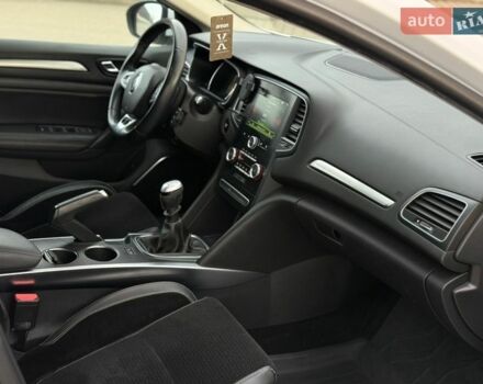 Білий Рено Меган, об'ємом двигуна 1.6 л та пробігом 193 тис. км за 10500 $, фото 42 на Automoto.ua