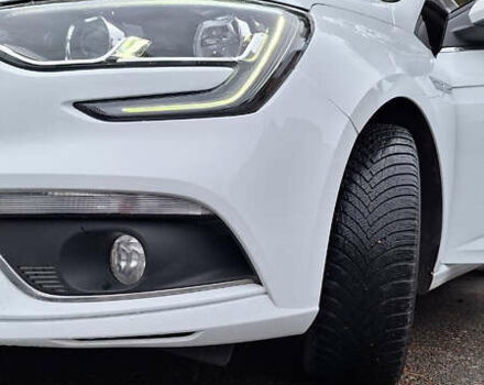 Білий Рено Меган, об'ємом двигуна 1.5 л та пробігом 150 тис. км за 13990 $, фото 73 на Automoto.ua