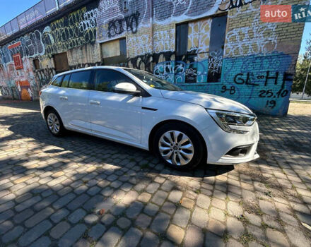 Белый Рено Меган, объемом двигателя 1.46 л и пробегом 217 тыс. км за 11750 $, фото 15 на Automoto.ua