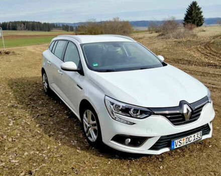 Белый Рено Меган, объемом двигателя 1.6 л и пробегом 126 тыс. км за 14100 $, фото 2 на Automoto.ua