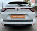 Білий Рено Меган, об'ємом двигуна 1.46 л та пробігом 196 тис. км за 11000 $, фото 71 на Automoto.ua