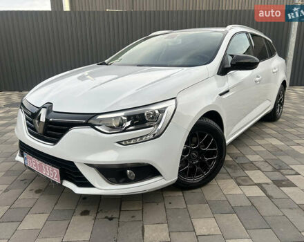 Белый Рено Меган, объемом двигателя 1.5 л и пробегом 209 тыс. км за 12399 $, фото 139 на Automoto.ua