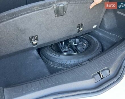 Белый Рено Меган, объемом двигателя 1.46 л и пробегом 312 тыс. км за 11750 $, фото 22 на Automoto.ua