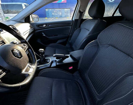 Білий Рено Меган, об'ємом двигуна 1.46 л та пробігом 257 тис. км за 13500 $, фото 12 на Automoto.ua