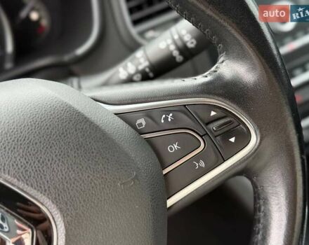 Белый Рено Меган, объемом двигателя 1.46 л и пробегом 195 тыс. км за 12900 $, фото 32 на Automoto.ua