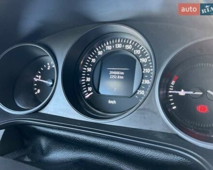 Белый Рено Меган, объемом двигателя 1.46 л и пробегом 312 тыс. км за 11750 $, фото 17 на Automoto.ua