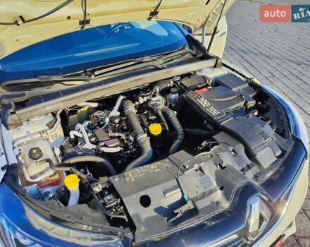 Белый Рено Меган, объемом двигателя 1.46 л и пробегом 200 тыс. км за 11999 $, фото 44 на Automoto.ua