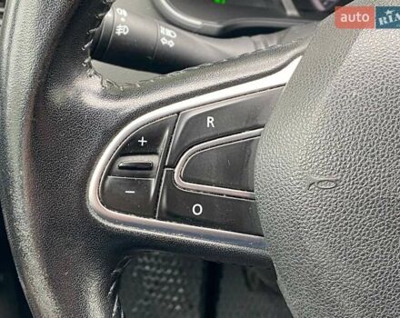 Белый Рено Меган, объемом двигателя 1.46 л и пробегом 197 тыс. км за 12490 $, фото 20 на Automoto.ua