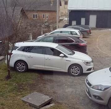 Белый Рено Меган, объемом двигателя 1.46 л и пробегом 251 тыс. км за 12400 $, фото 17 на Automoto.ua