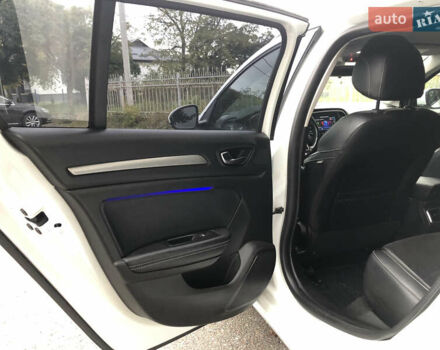 Белый Рено Меган, объемом двигателя 1.5 л и пробегом 150 тыс. км за 14300 $, фото 140 на Automoto.ua