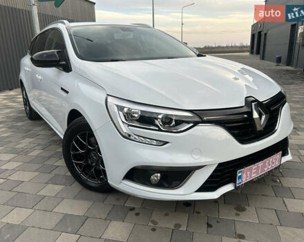Белый Рено Меган, объемом двигателя 1.5 л и пробегом 209 тыс. км за 12399 $, фото 112 на Automoto.ua