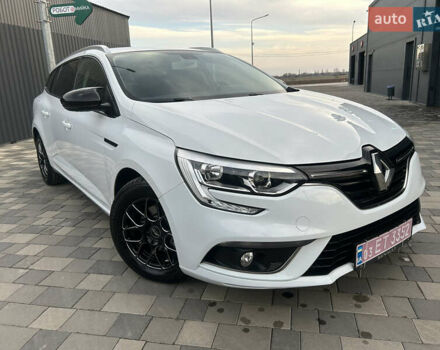 Белый Рено Меган, объемом двигателя 1.5 л и пробегом 209 тыс. км за 12399 $, фото 118 на Automoto.ua