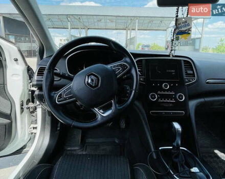 Белый Рено Меган, объемом двигателя 1.46 л и пробегом 233 тыс. км за 12099 $, фото 13 на Automoto.ua