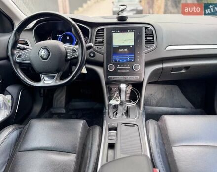 Белый Рено Меган, объемом двигателя 1.46 л и пробегом 228 тыс. км за 13700 $, фото 18 на Automoto.ua