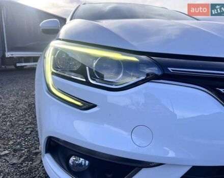 Білий Рено Меган, об'ємом двигуна 1.5 л та пробігом 208 тис. км за 13999 $, фото 11 на Automoto.ua