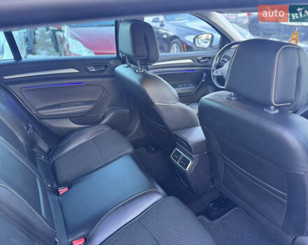 Білий Рено Меган, об'ємом двигуна 1.46 л та пробігом 211 тис. км за 13300 $, фото 43 на Automoto.ua