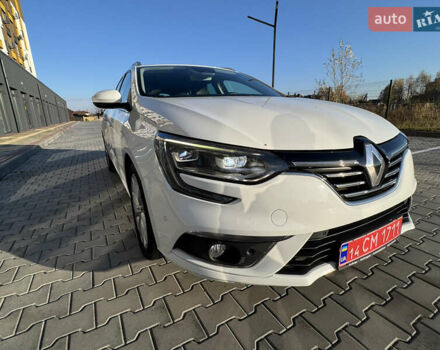 Білий Рено Меган, об'ємом двигуна 1.46 л та пробігом 185 тис. км за 15600 $, фото 6 на Automoto.ua