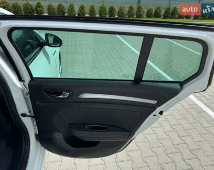 Белый Рено Меган, объемом двигателя 1.46 л и пробегом 154 тыс. км за 12700 $, фото 30 на Automoto.ua