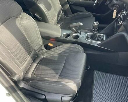 Белый Рено Меган, объемом двигателя 1.46 л и пробегом 205 тыс. км за 10700 $, фото 15 на Automoto.ua