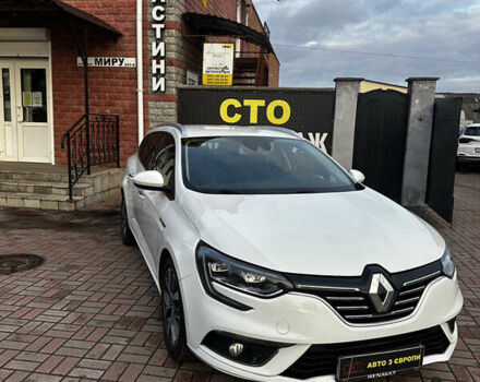 Білий Рено Меган, об'ємом двигуна 1.6 л та пробігом 220 тис. км за 11800 $, фото 1 на Automoto.ua