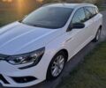 Белый Рено Меган, объемом двигателя 1.46 л и пробегом 211 тыс. км за 12000 $, фото 1 на Automoto.ua